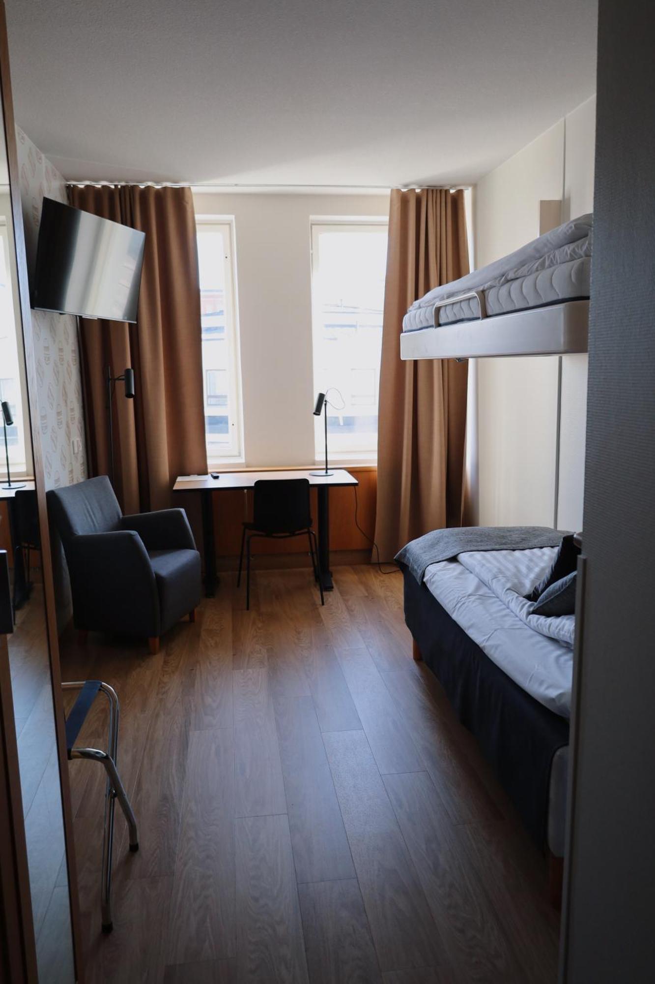Hesehotelli Linja-autoasema 3*